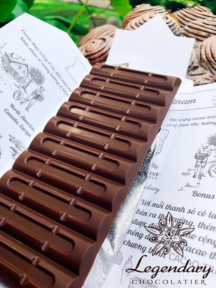 WHOLESALE BEST QUALITY CHOCOLATE SINGLE ORIGIN CHOCOLATE BAR 72% PURE CACAO BAR BOX FOR CHRISTMAS FREE SAMPLES AND LOW MOQ