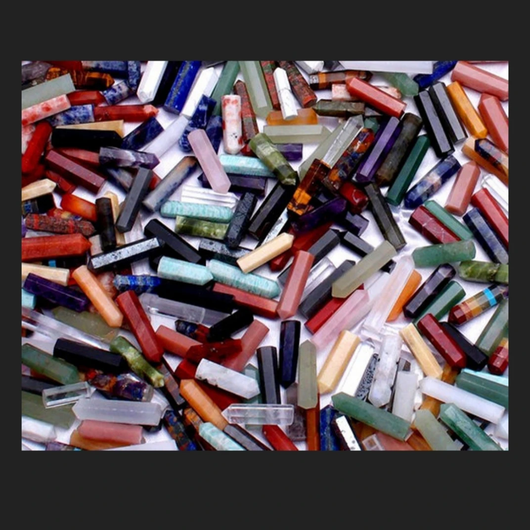 Карандаш с натуральным кристаллом