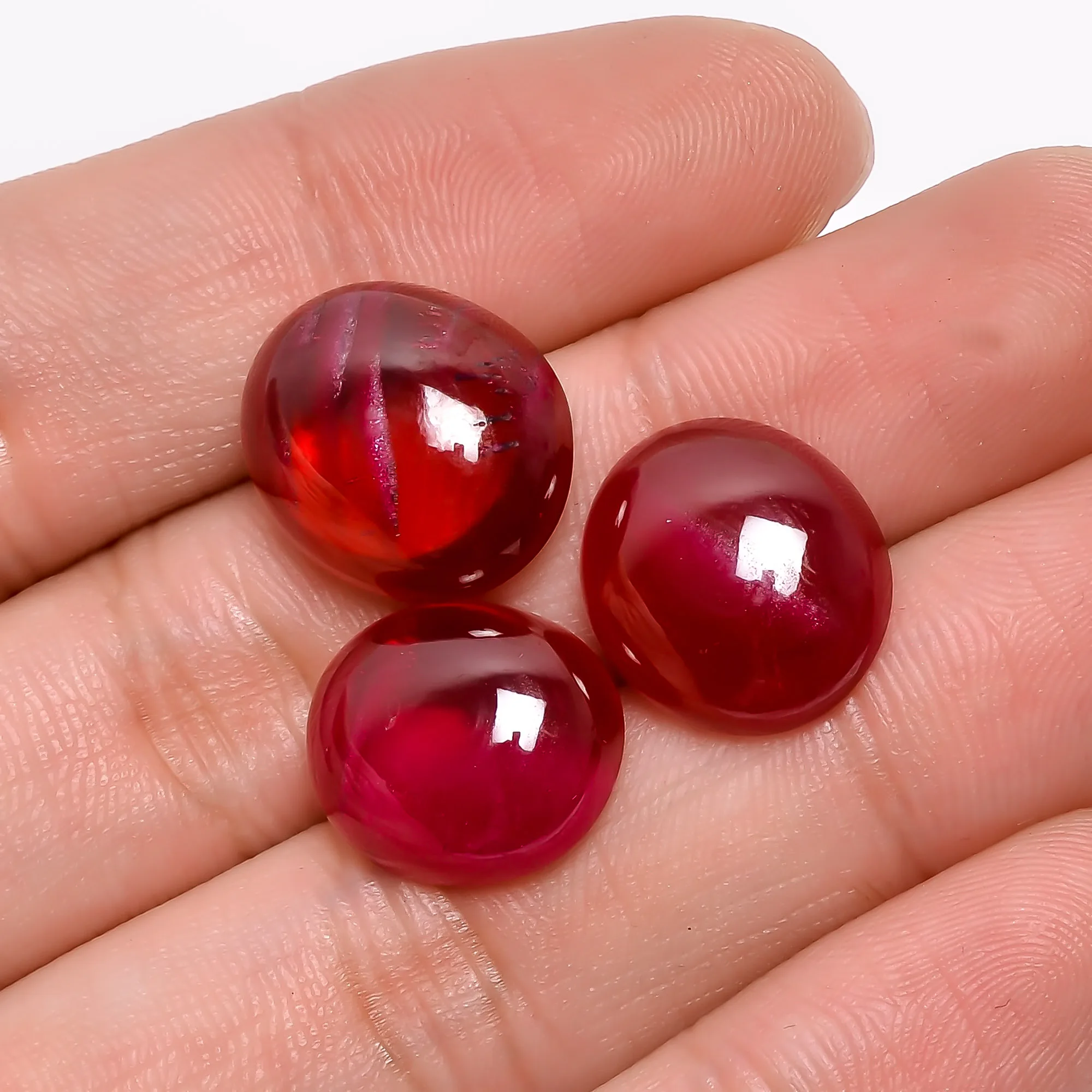 Кабошон рубин натуральный корунд грушевидной формы камень для изготовления драгоценных камней