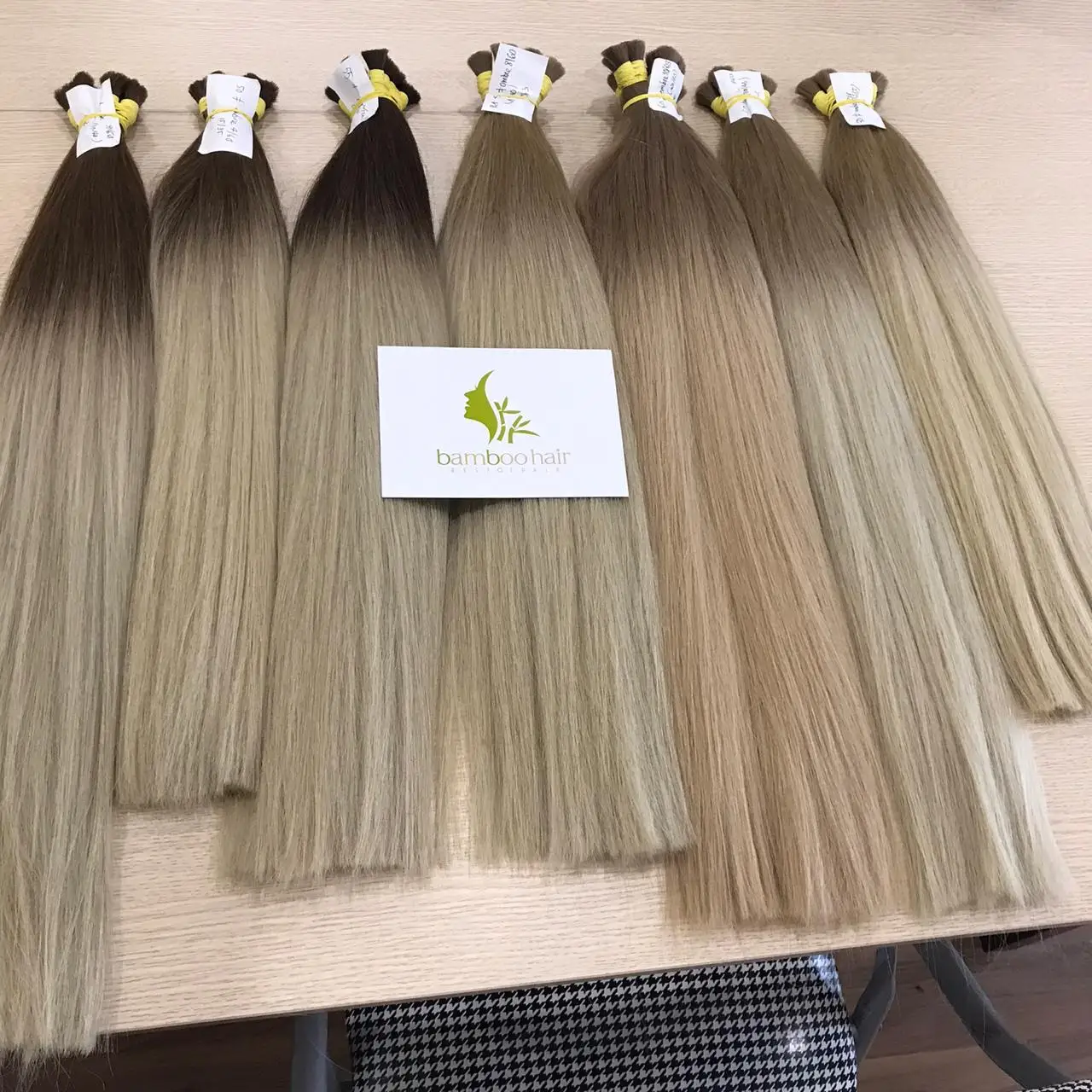 Wholesale price high quality natural beautiful  bulk virgin soft smooth ombre vietnamese hairs - human hair extension