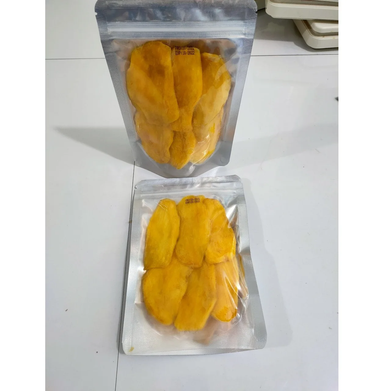 Organic Open Air Cultivation Type 24 months Shelf Life Sweet Taste Oval Shape Dried Mango From Vietnam