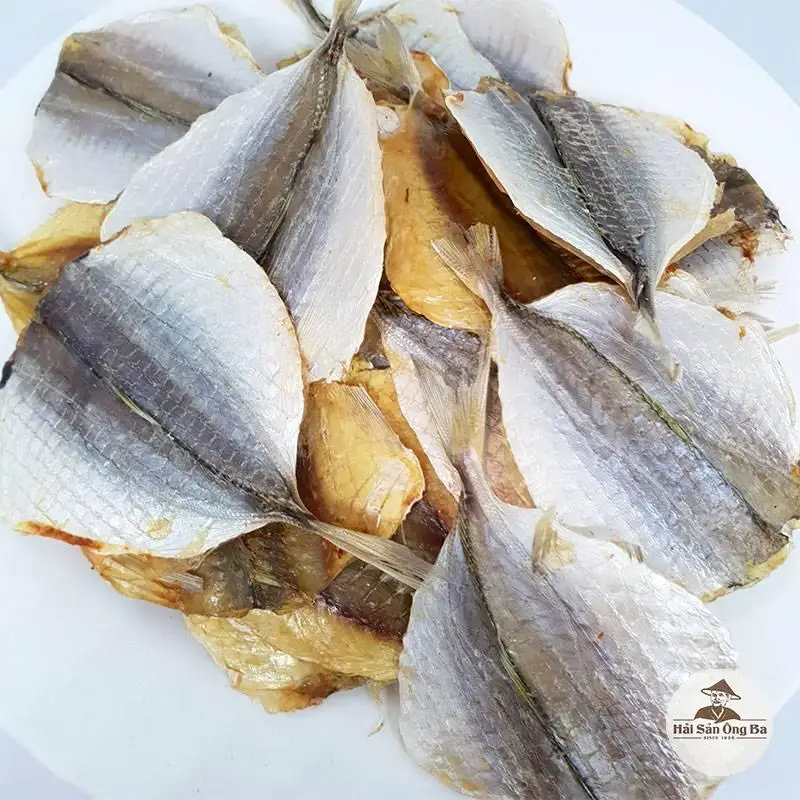 VIETNAMESE HIGH QUALITY DRIED FISH SNACK / SUNDRIED YELLOW STRIPE TREVALLY FISH for SALE WITH GOOD PRICE + 84 966722357