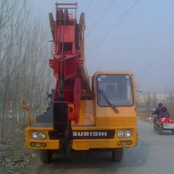 All good and cheap price Used KATO NK300E/NK400E/NK500E/NK1200E truck crane,30ton,35ton,45ton cranes for sale
