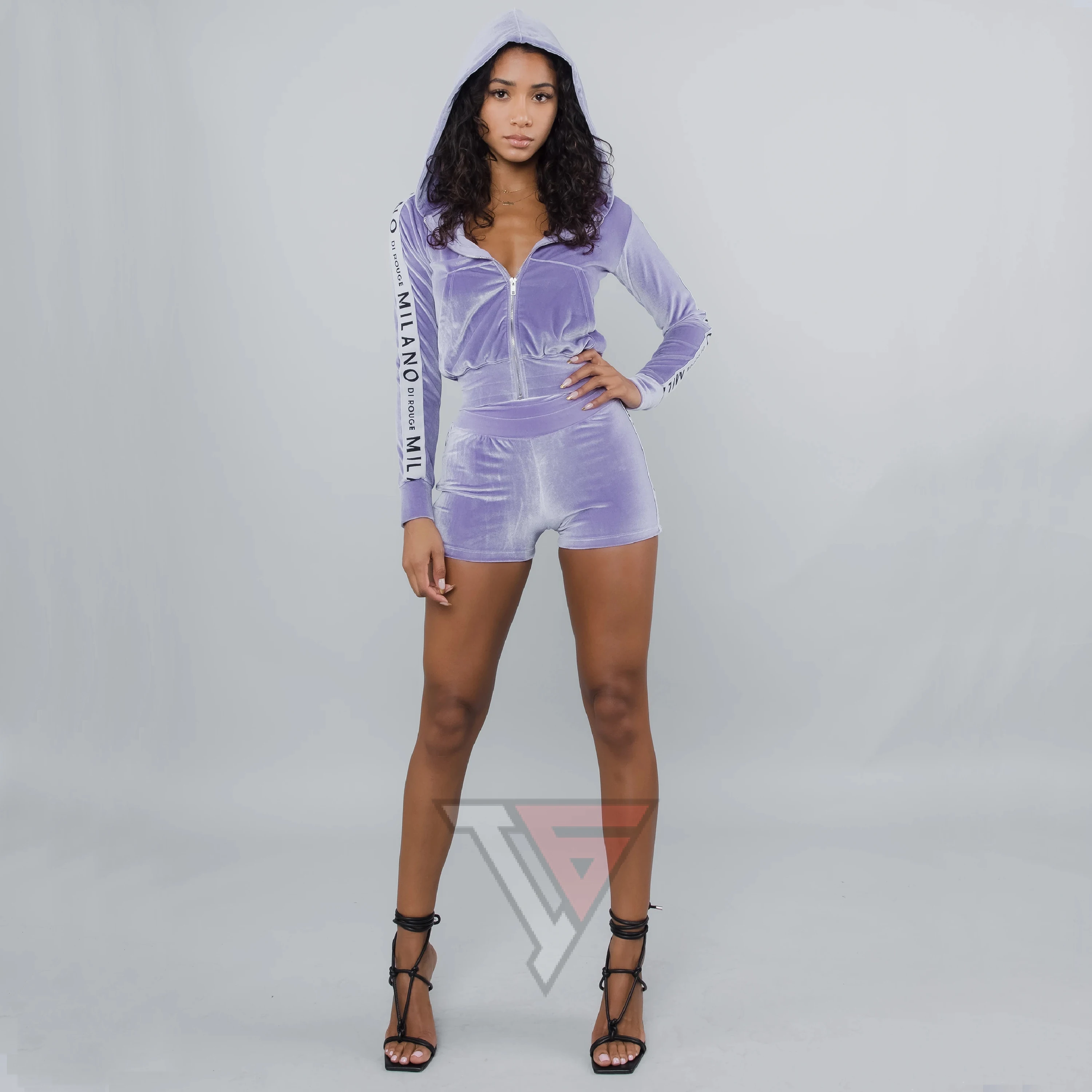Custom women velvet short set velour two piece velour tracksuit girls tracksuits custom sweatsuit clothing manufacturer