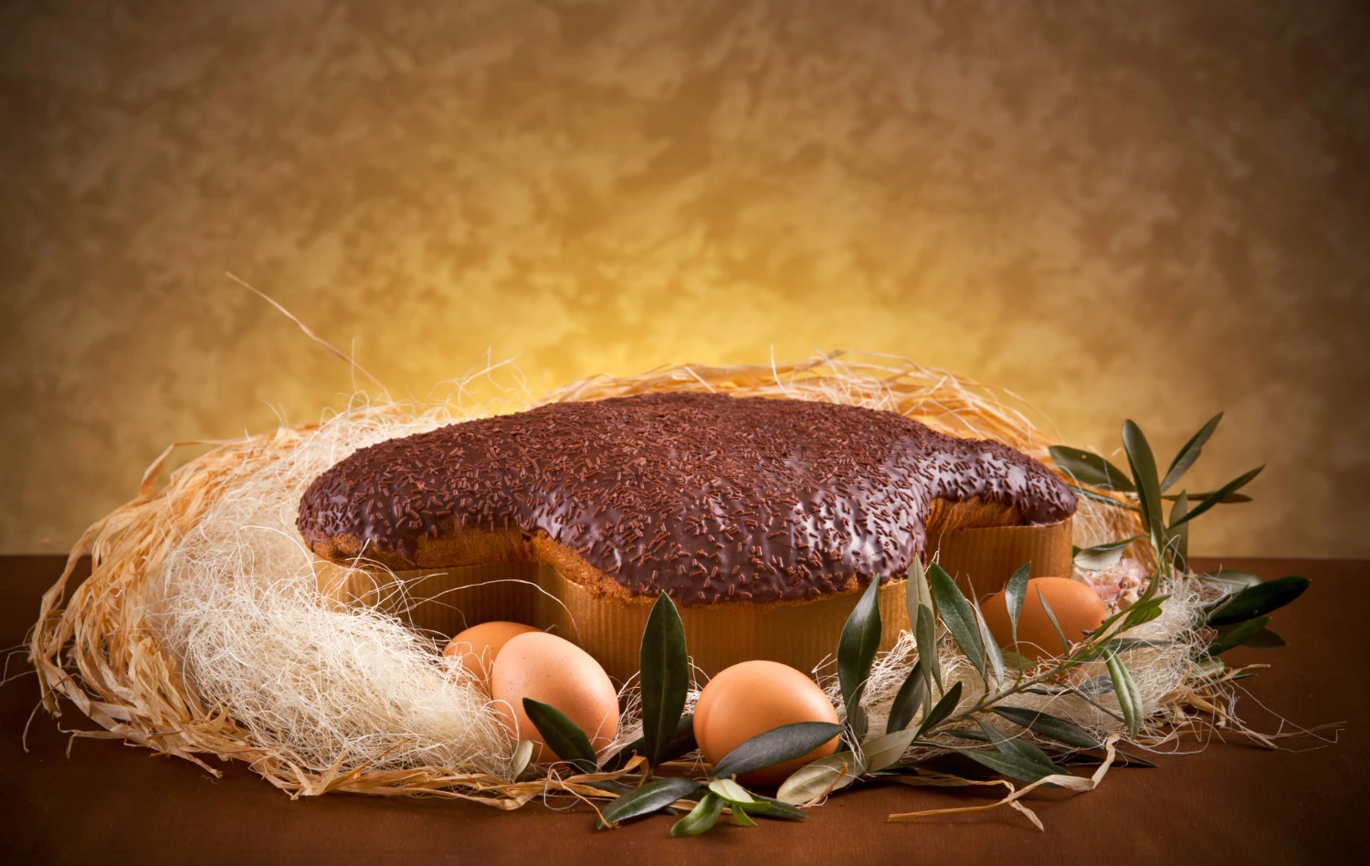 Italian Traditional Handmade Orange and Chocolate Colomba Made in Italy - Easter Cake - Ideal Gift -