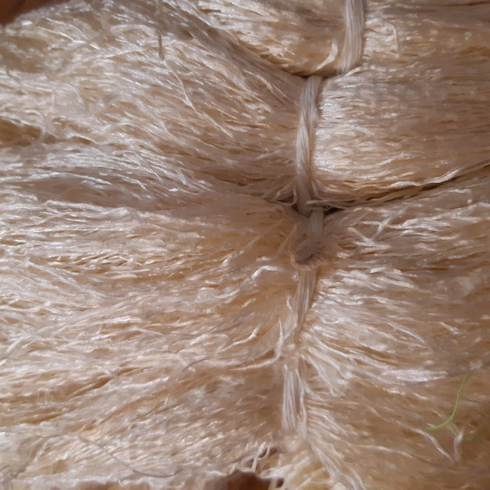 
Wholesale raw silk yarn 100% tussah yarn for weaving knitting embroidery handmade raw silk yarn super soft 