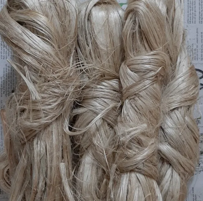 Factory Sale Medium Weight Long Size Environmental Protection Best Quality Raw Jute Tossa