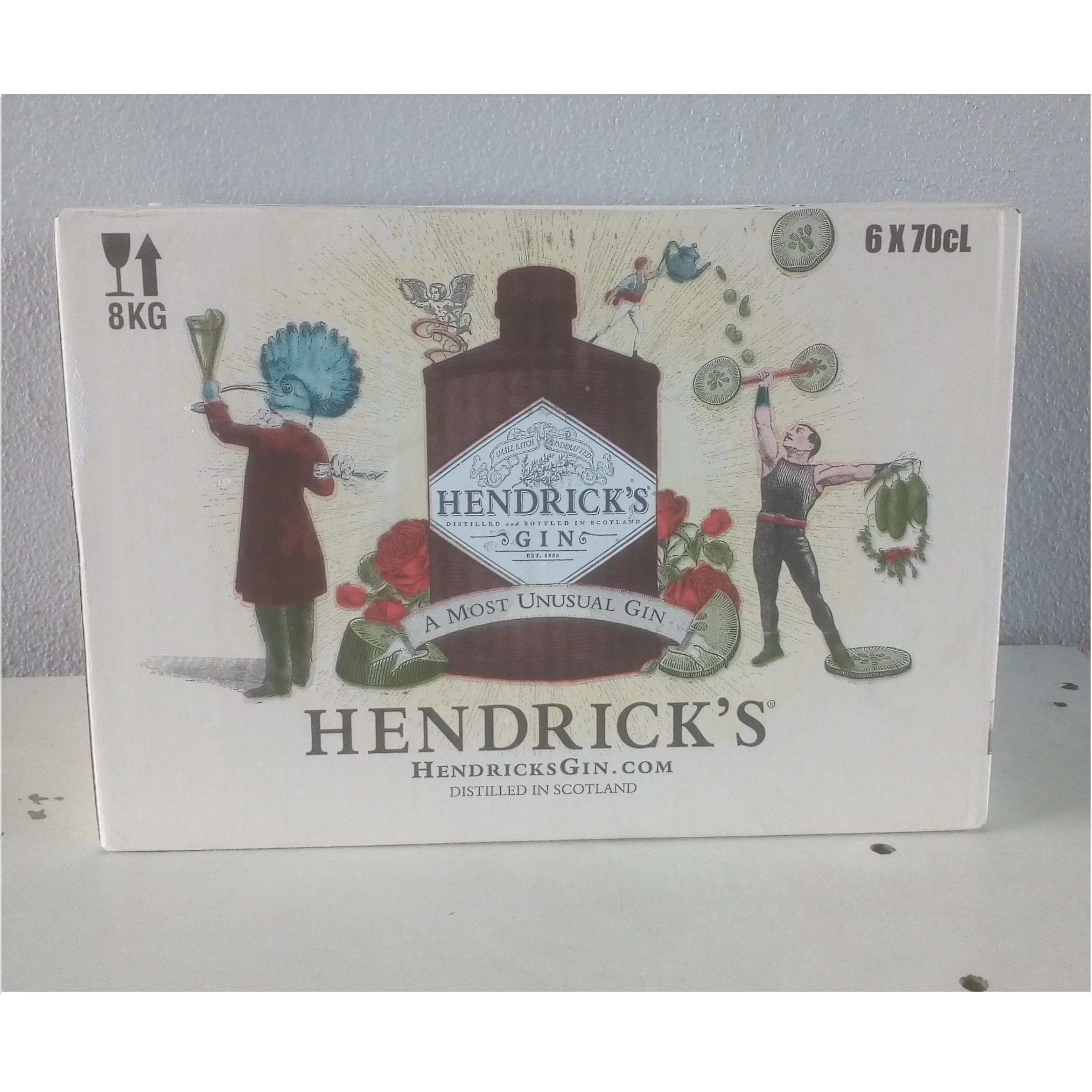 
BEST PRICE OF DISTILLATION 70CL 41.4% VOL. HIGH END HENDRICKS GIN IN CARTON PACKAGING 