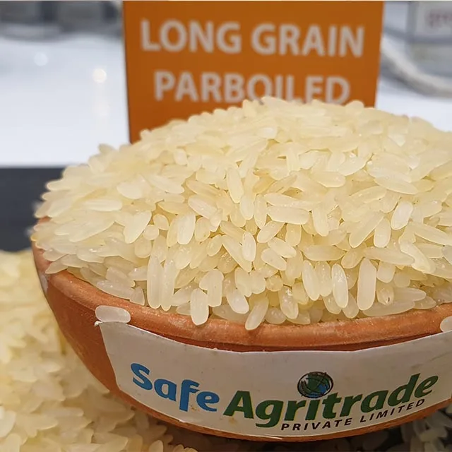 Пропаренный рис длиннозерный рис премиум качества длиннозерный пропаренный рис 5% сломанный Ir-64 проверенный поставщик 1 смесь сливочного объявления