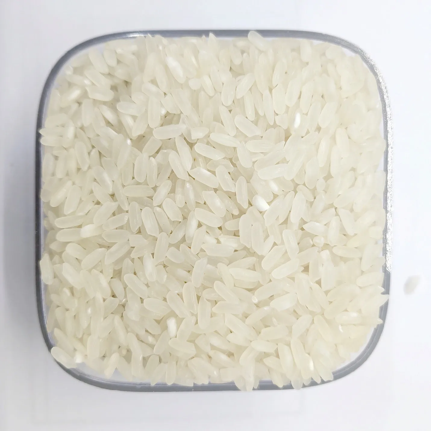 Горячая Распродажа! Самый продаваемый продукт изготовленный во Вьетнаме среднее зерно превосходный белый рис натуральный сушеный лучшее качество