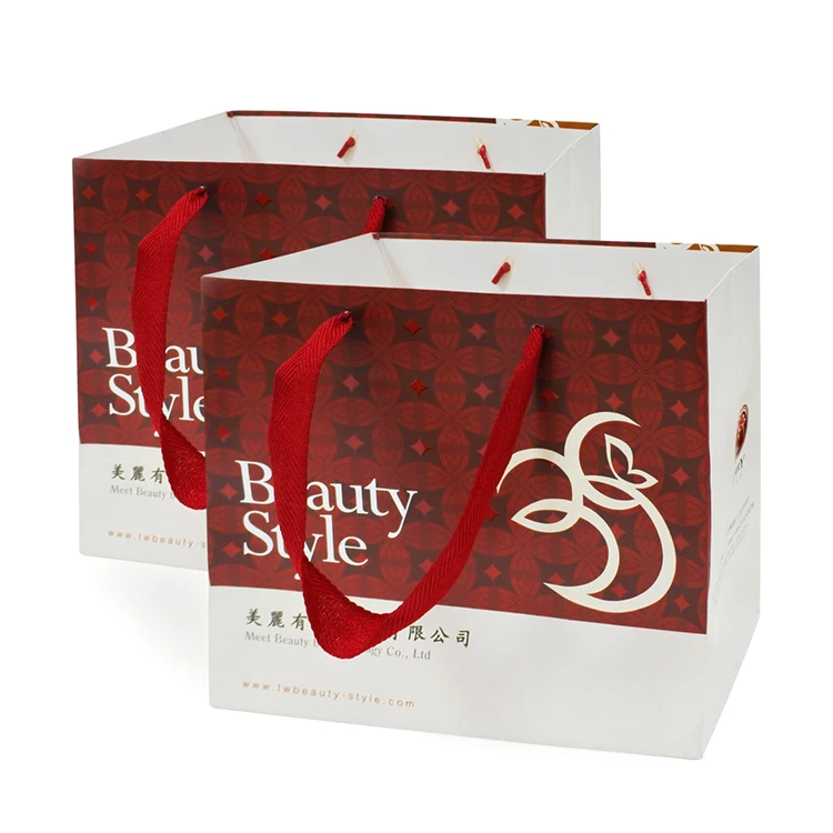 Taiwan Paper bags with handle Custom Luxury Paper Shopping Bags
