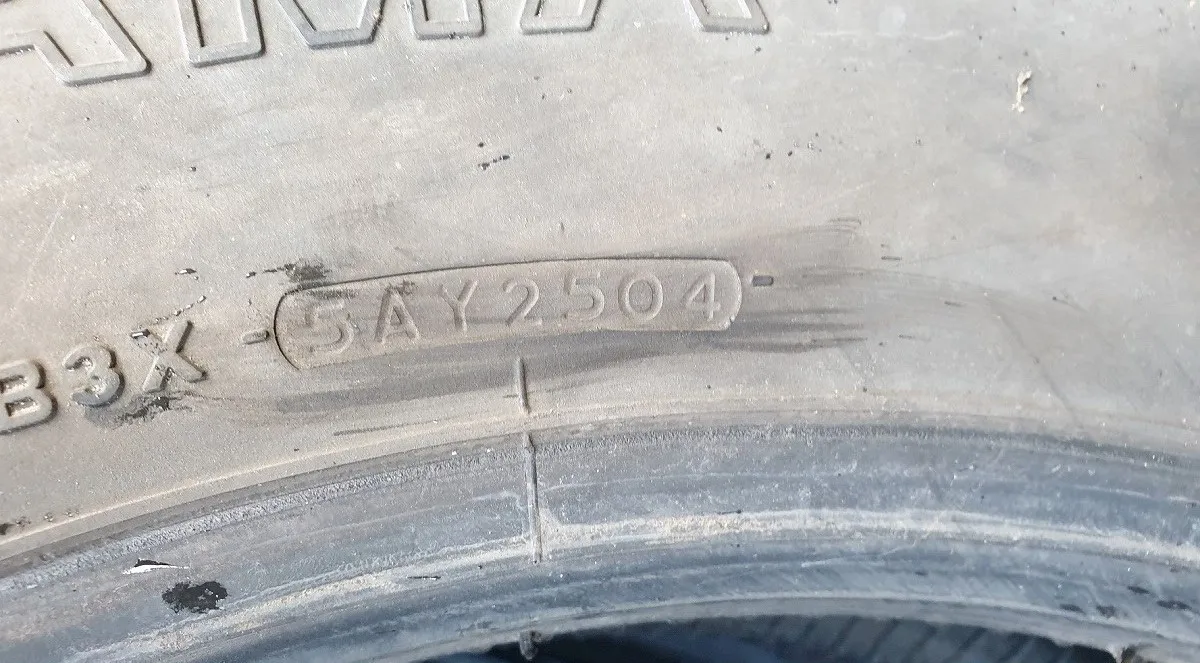 Высококачественные автомобильные запчасти YOKOHAMA MIX шины премиум-класса Аксессуары для автомобилей и легких грузовиков