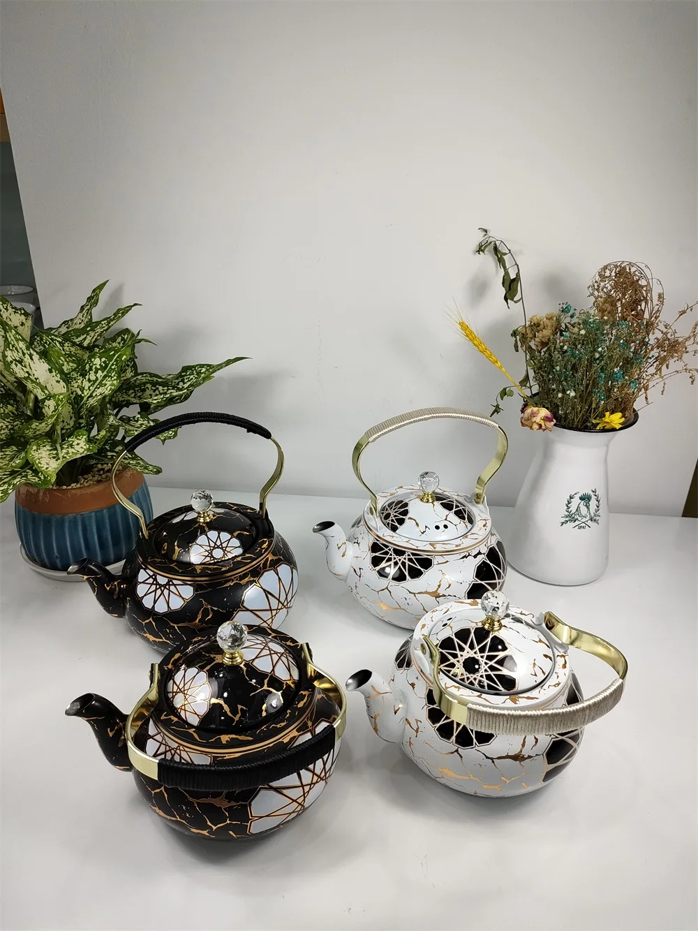 2022 Hot Sale Arabic Style Teapot 1.5L 2.0L Gold Plated Stainless Steel Teapot