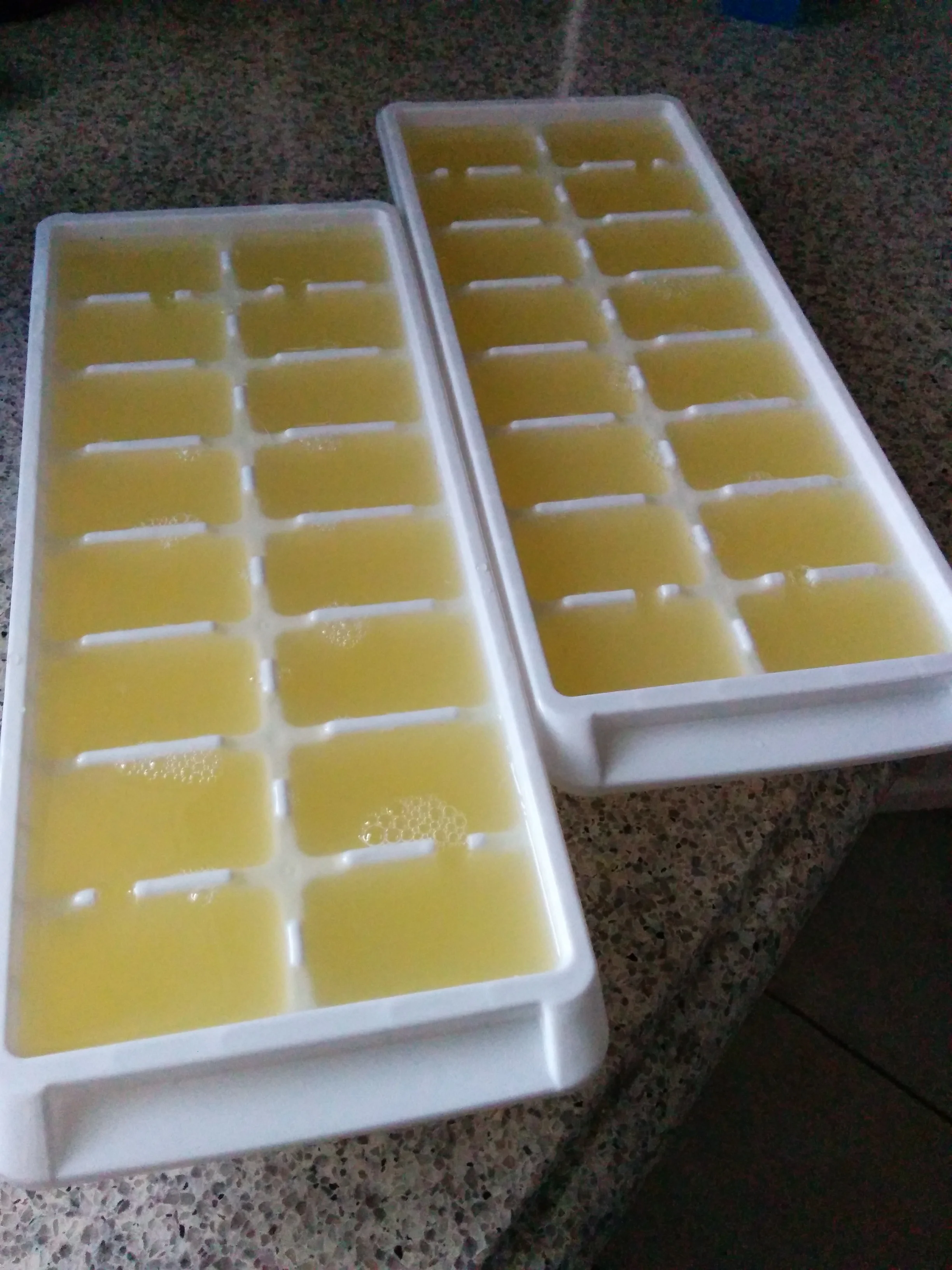 
Supplying frozen lime/lemon juice from Vietnam with best price_Vikafoods (+84983028718) 