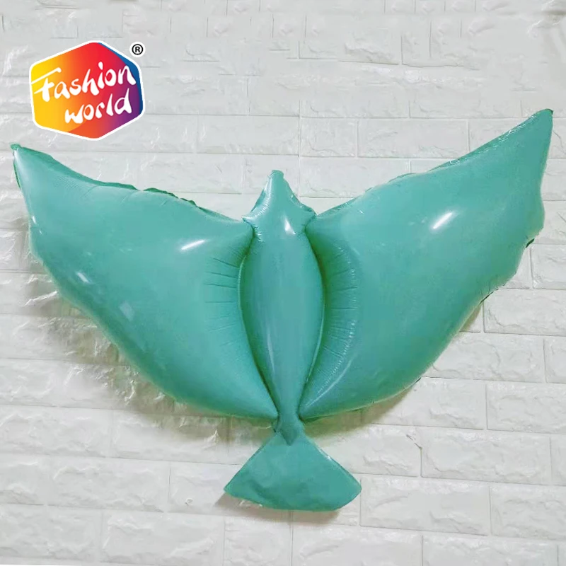 
Pigeon helium balloons are released at wedding parties foil balloon 