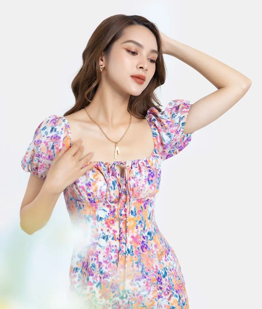 Женское летнее платье с коротким рукавом-фонариком и цветочным принтом