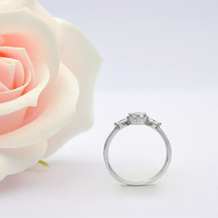 Sterling Silver 925 Rings Gentle And Beautiful