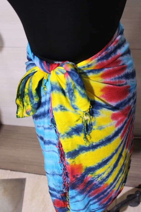 100% Rayon Fabric Ladies Beach Cover-Up Floral and Striped Pattern Sarong Tie Dye Bikini Wrap Beach Wear Sarong