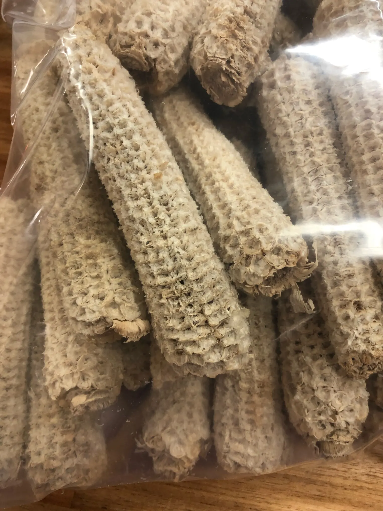 Good quality corn cob Dried Corn Cob Meal For Poultry Farming feed cob/Hana +84 901 006 904