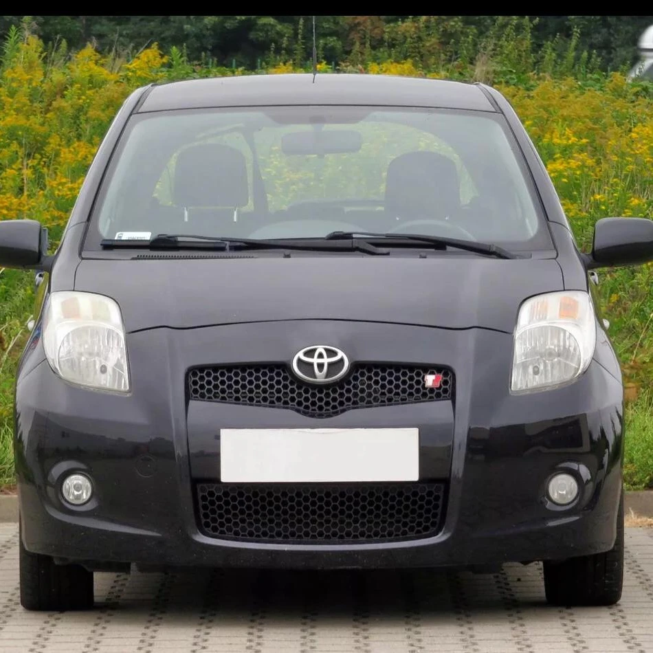 Горячее предложение б/у 2007 T0y0ta Yaris 4 дверей, имеющихся в наличии для продажи с большой скидкой свяжитесь с нами прямо сейчас