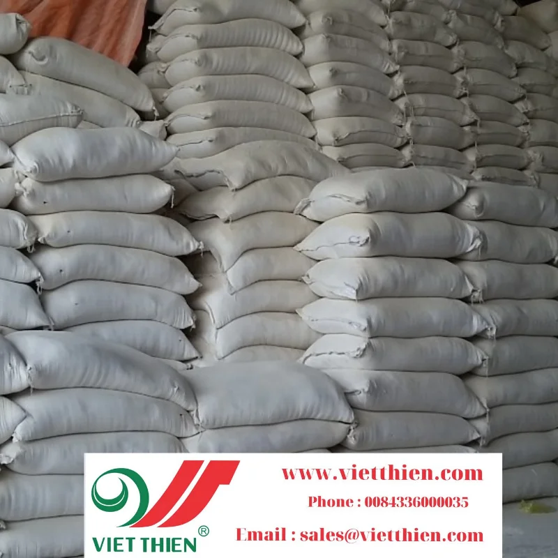 Кофе Арабика является ведущим популярным кофе в мире целом а во Вьетнаме частности имеет маленькие и низкие листья