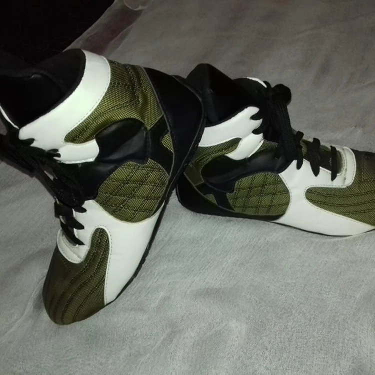 Direct Factory Custom Made Genuine Leather Boxing Shoes for Fitness Winter Season with Rubber Cotton Insole Custom Design