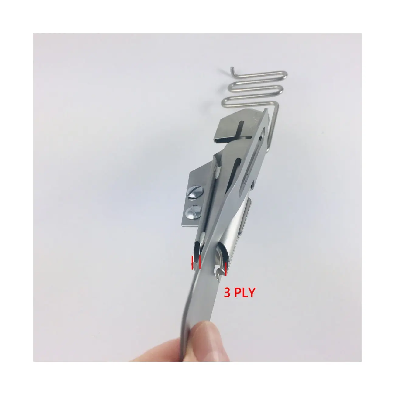 S124-A   HOT SALE  QUILTING ACCESSORIES SEWING MACHINE FOLDER BINDER