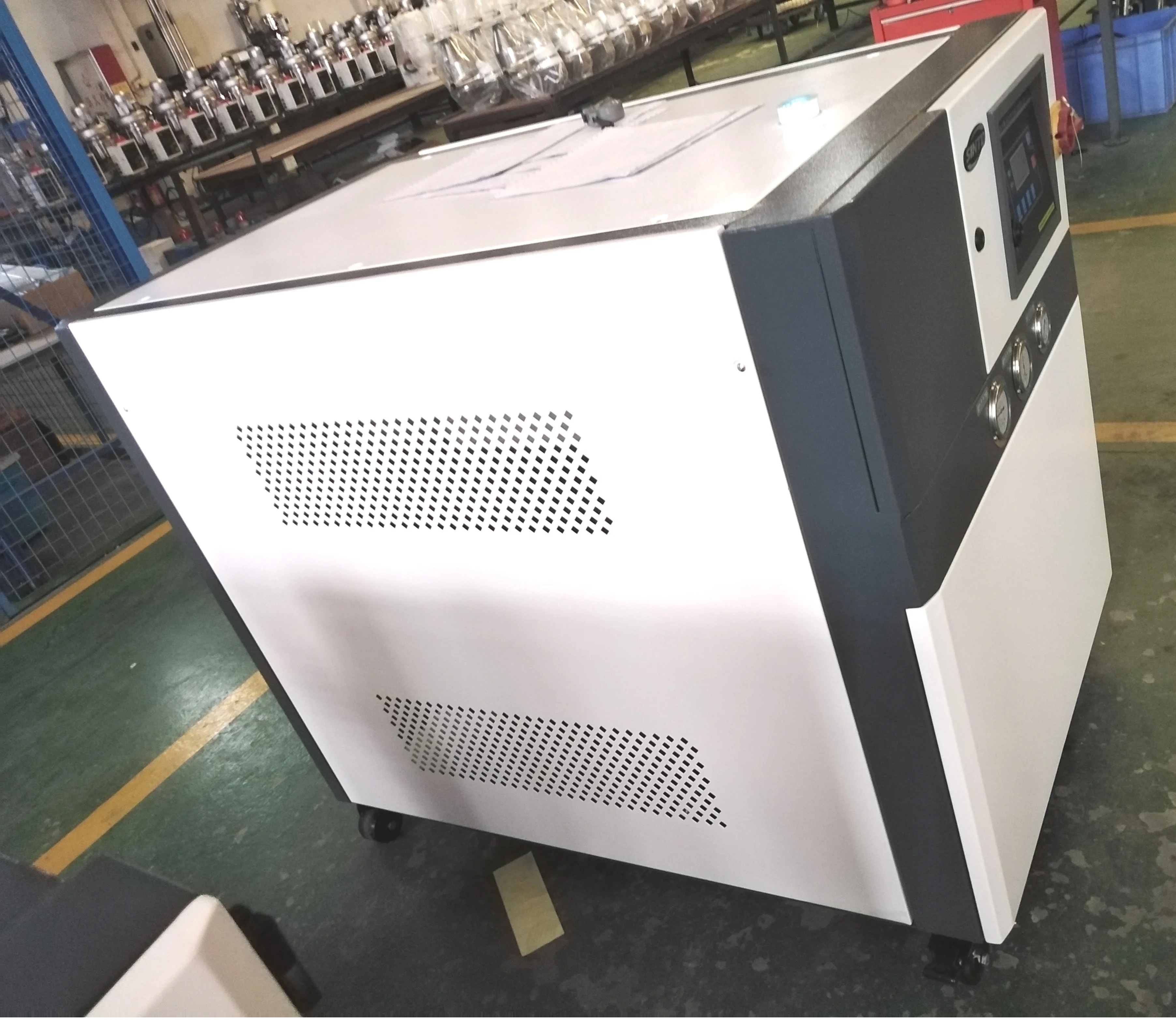 
High Efficiency Environmental Friendly Industrial Plastic Water Cooled Chiller 