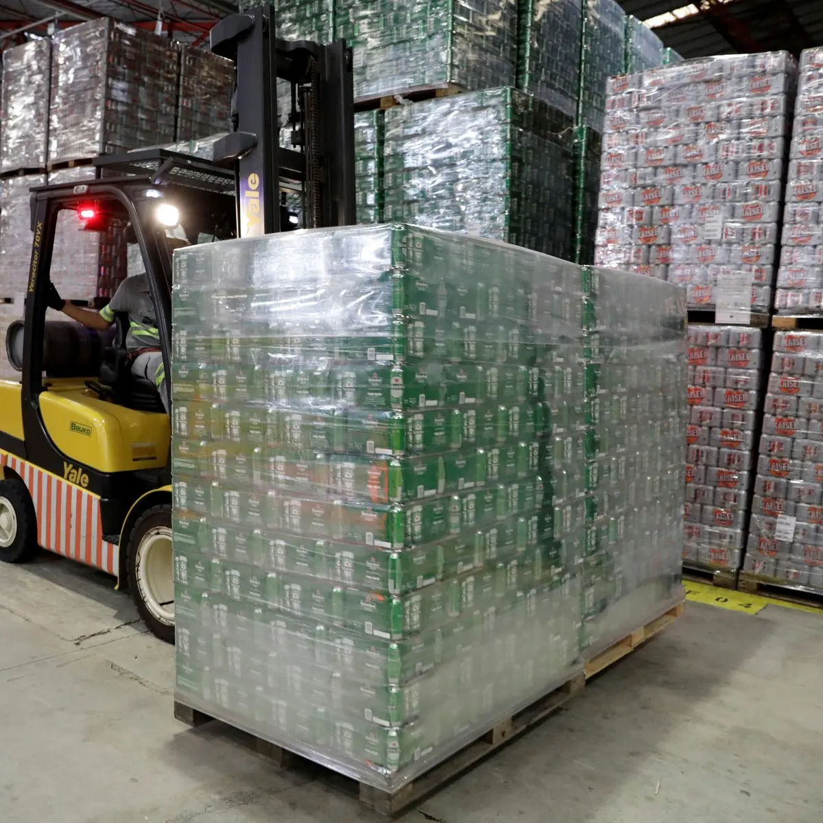 Aluminum Cans bottle 330ml super quality Lager Heineken Beer 250ml for Export