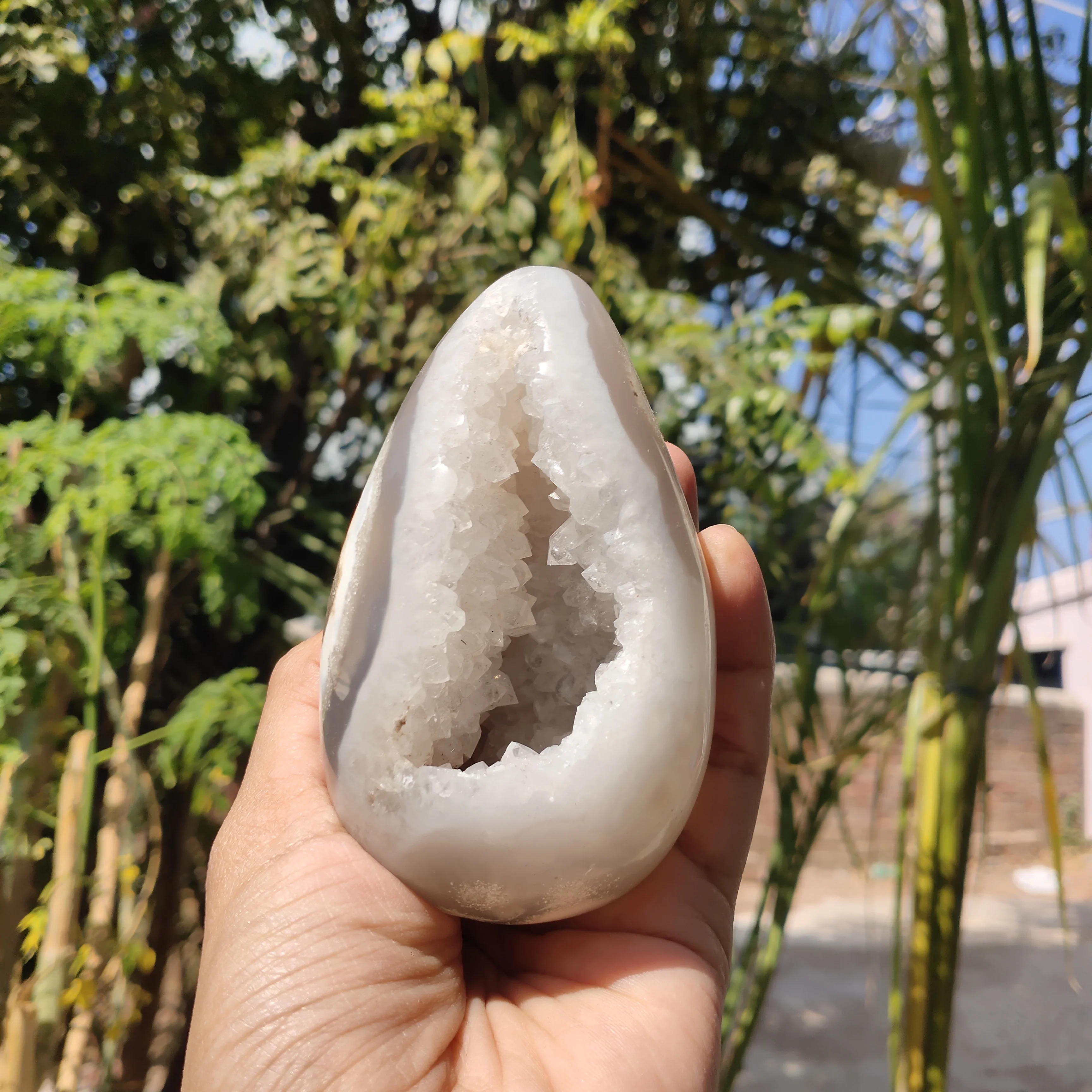 New Arrival wholesale  Agate Geode Druzy Crystal Eggs Fengshui  for Home Decoration  gift