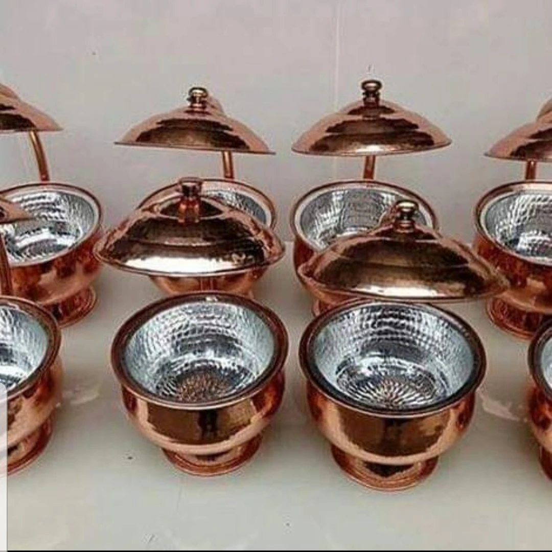 Luxury Royal Style Copper Finishing High Quality Large Chafing Dish Customized Design Buffet Food Warmer For Wedding Catering.