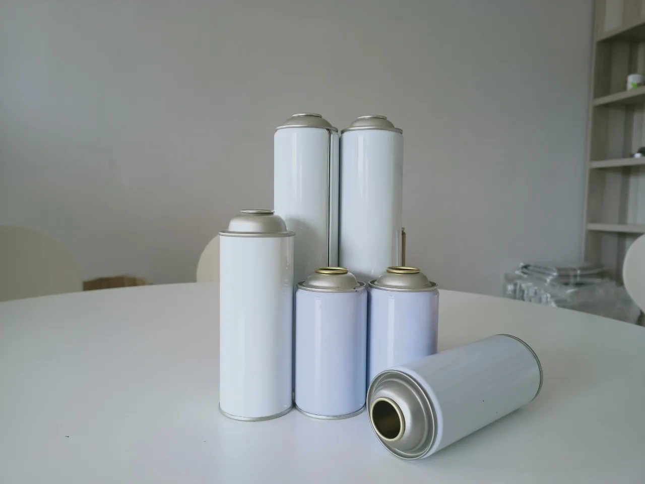 Банки оттенок хорошего качества пустые аэрозольные банки Оловянная банка спрей для волос газовая печать 4-6 цветов Доставка из Вьетнама