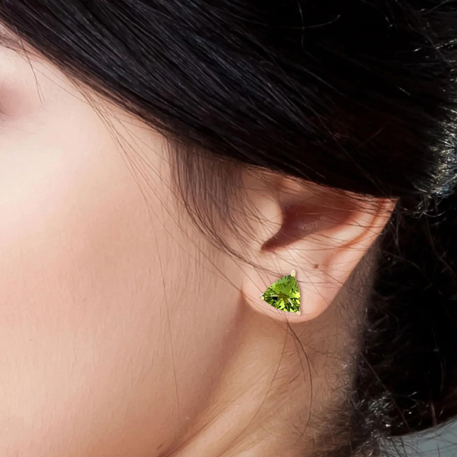 
18k Yellow Gold Peridot Stud Earrings Handmade Jewelry Wholesaler 