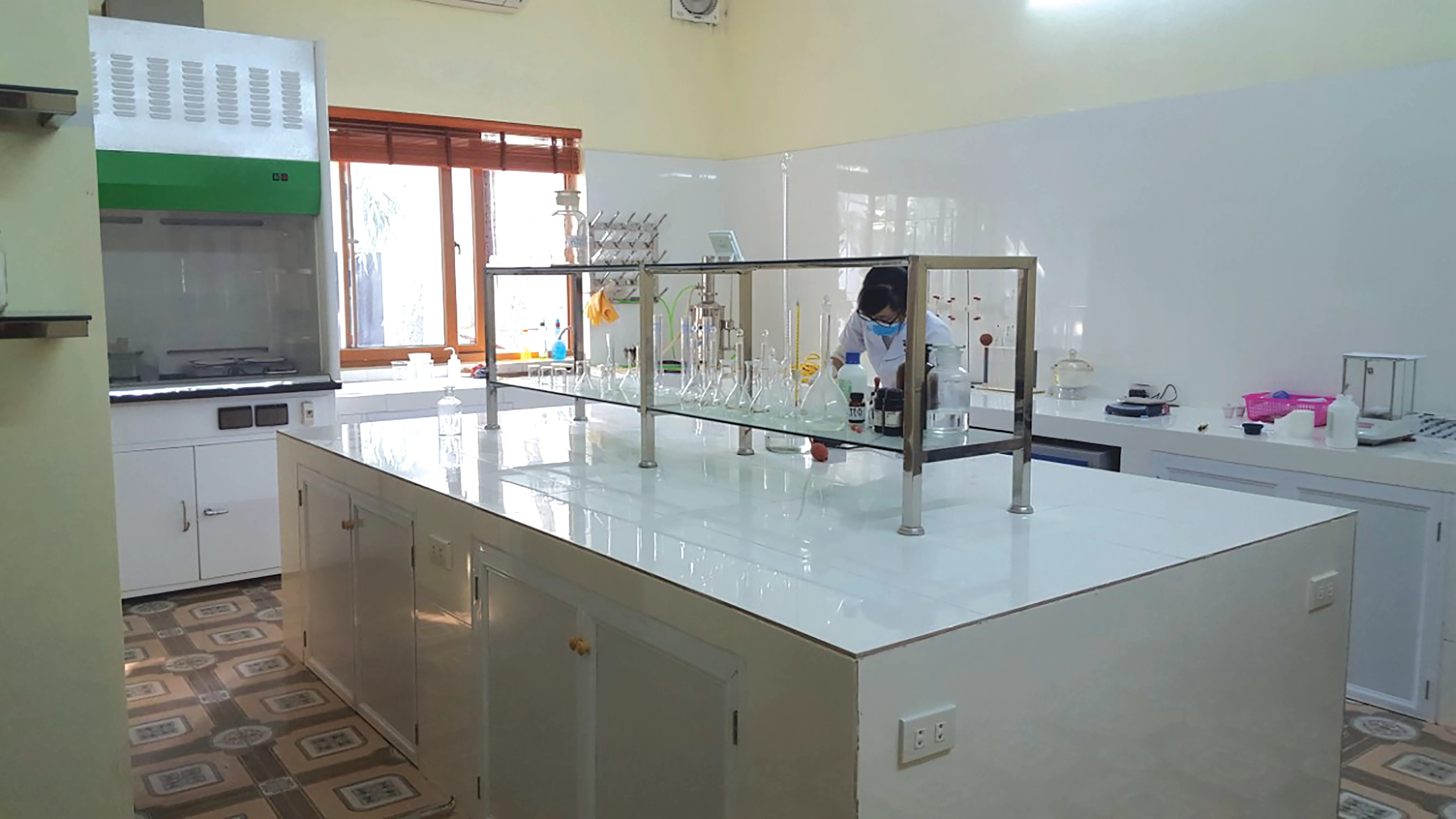 
Vietlime high quality dolomite stone with the best price from Vietnam 