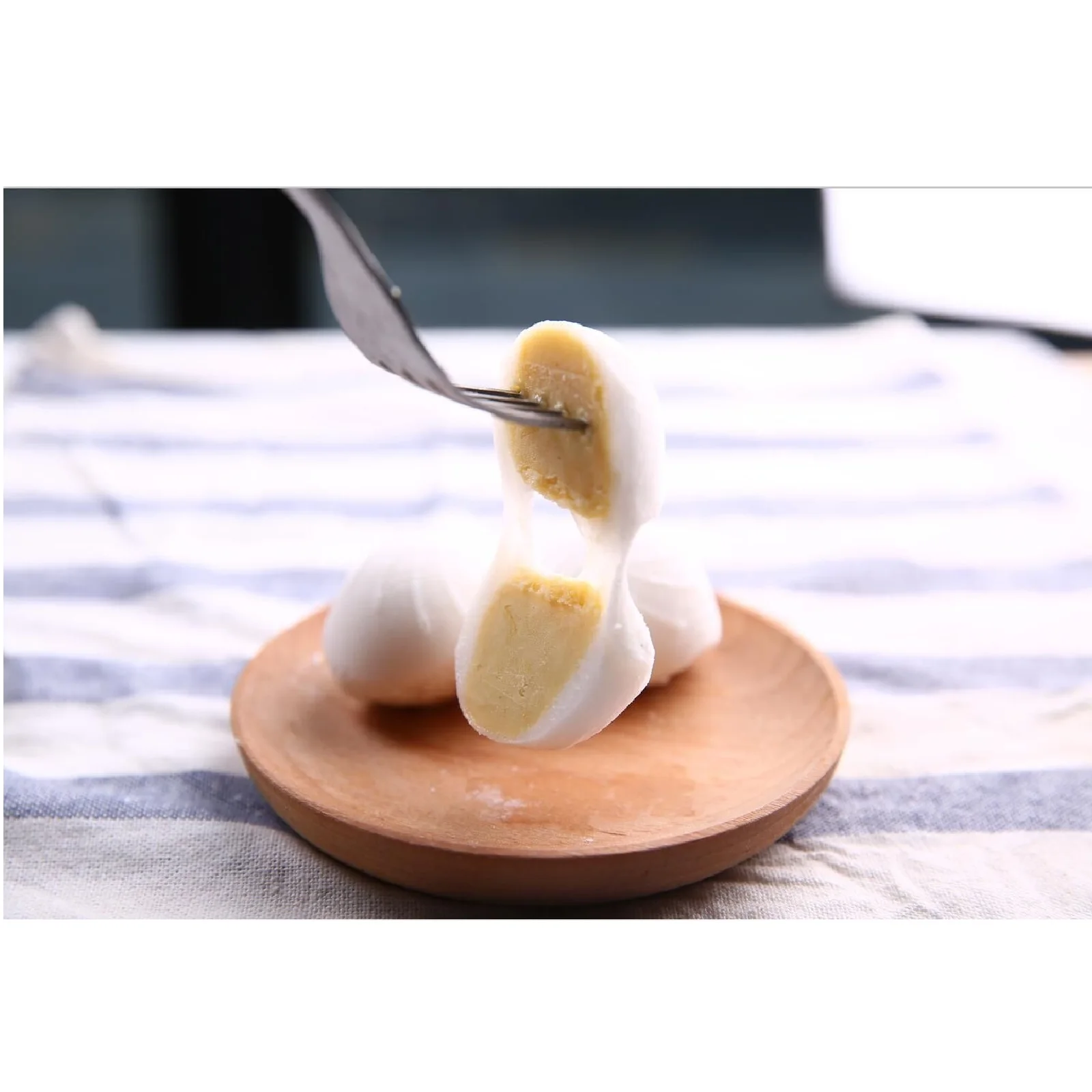 Good Price Premium Delicious Sticky Durian Mochi 10 Pieces Per Box For Gift In 2020 From Malaysia