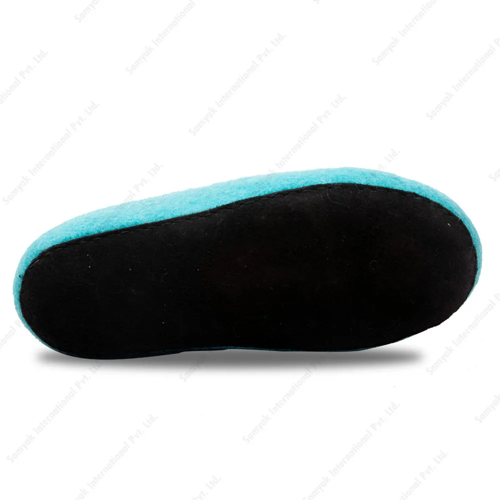 Handmade Felt slippers Unisex Mens Womens Shoes Made with Merino Wool Suitable for All Seasons