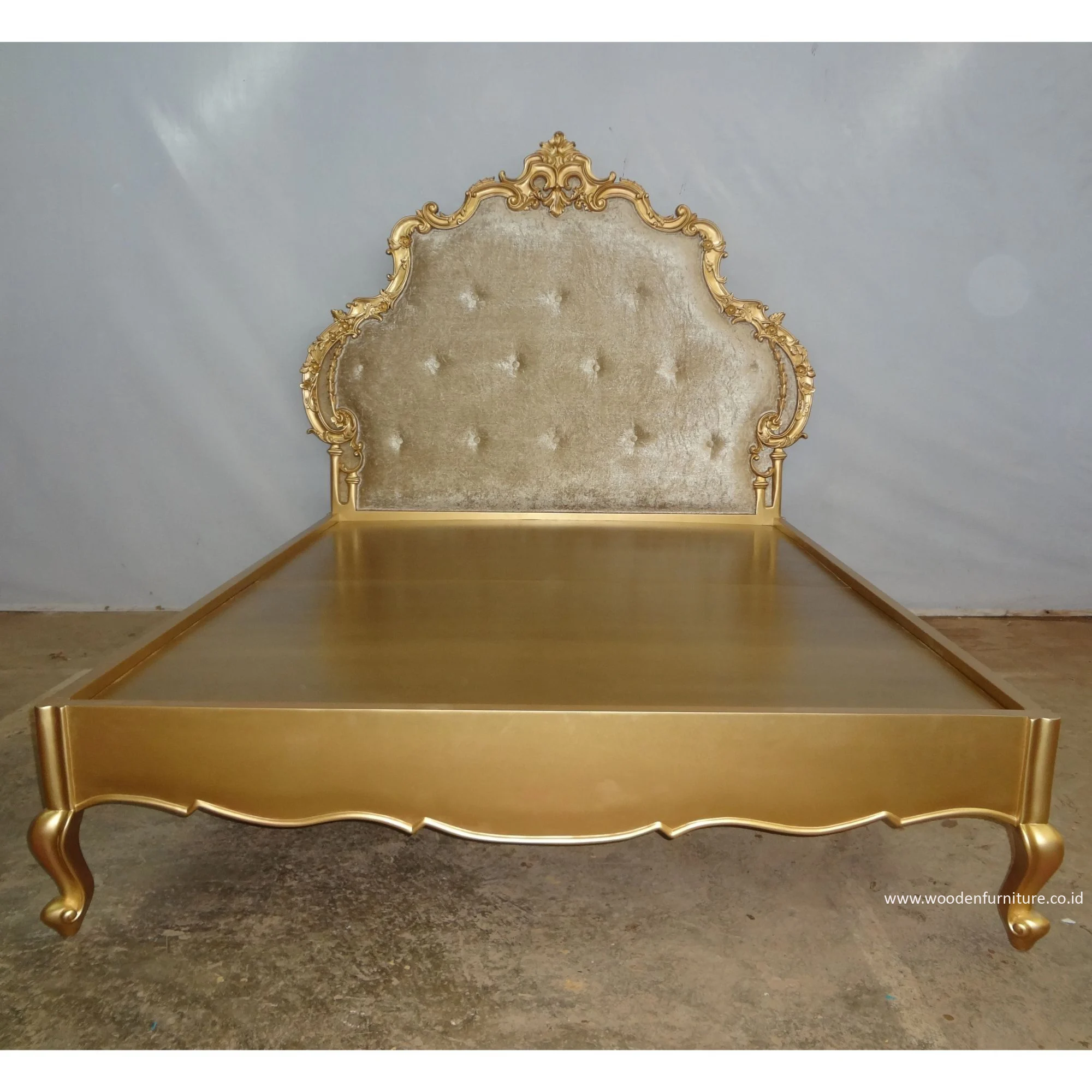 French Style Bed Upholstered Bed Antique Reproduction Furniture