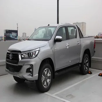 Left Hand Drive Pickup Land Cruiser with Gas Petrol
