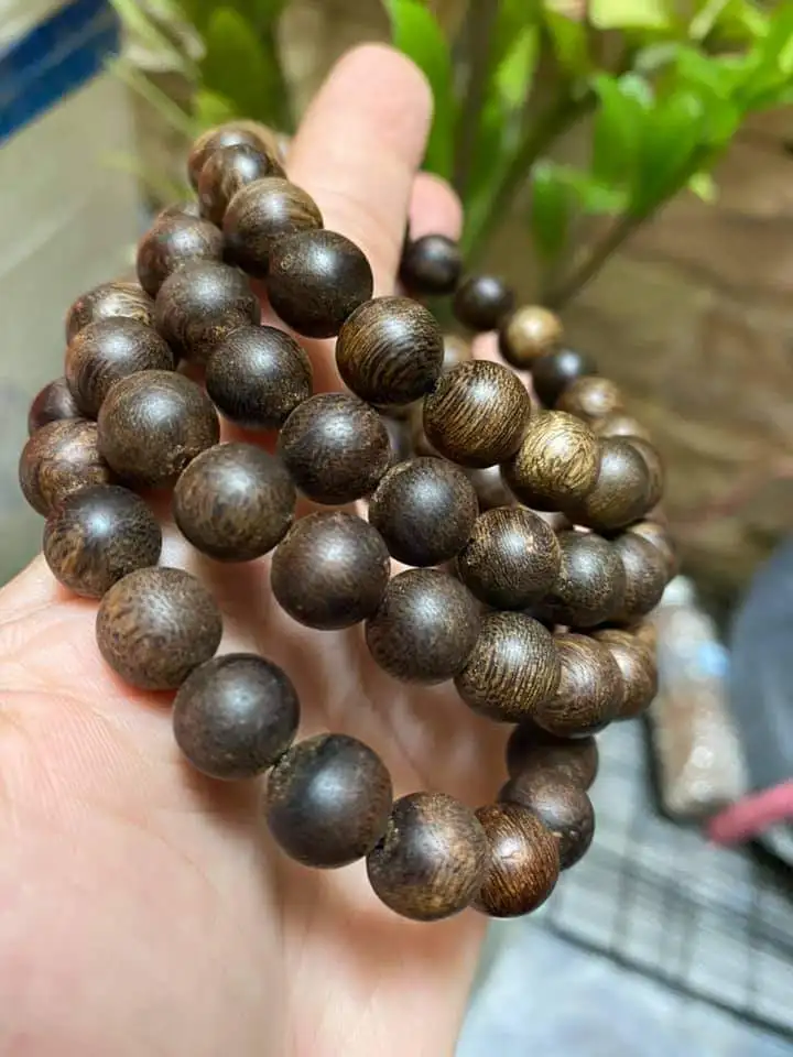  Высококачественный буддистский браслет из бусин Agarwood для здоровья подходит всех возрастов Вьетнама