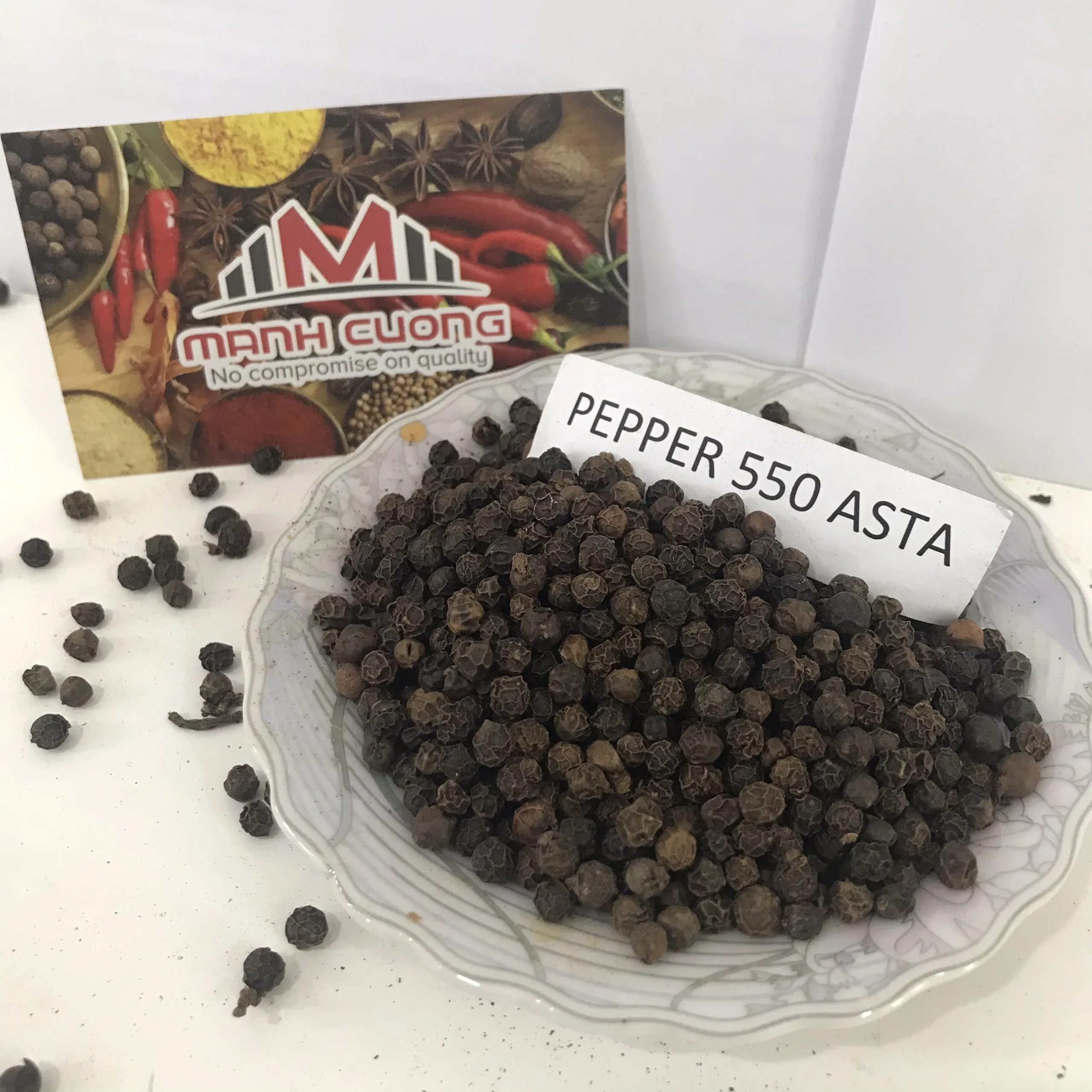 Vietnam Black pepper 550 ASTA Factory Direct Top Selling Pure Premium Quality Dried Black Pepper
