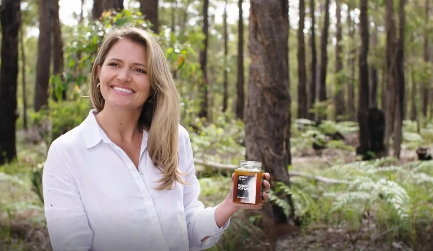 260g 100% Pure (No Additives) TA35+ Jarrah Honey With Nutty Taste And Shelf Life 3 years+