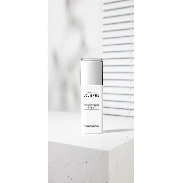 
Colossal Innovative WHITENING VITA TONE-UP CREAM made in Korea 