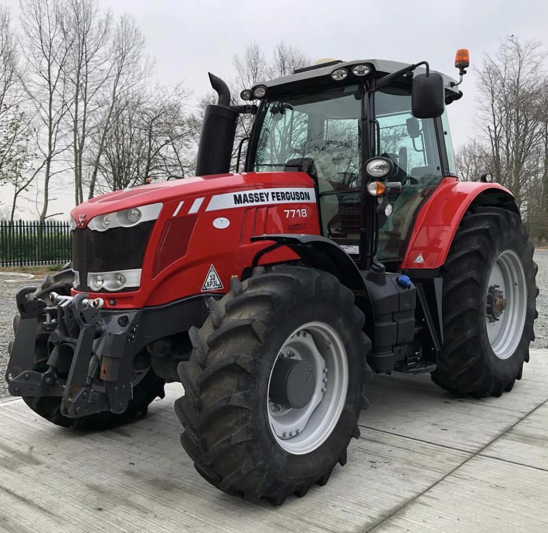 Б/у сельскохозяйственные тракторы 4WD