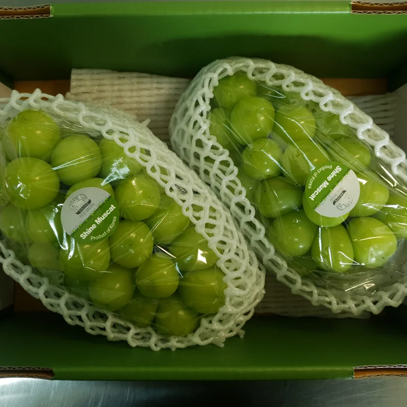 Shine Muscat свежий натуральный зеленый виноград без рассады с богатыми витаминами выращенными в Корее провинция Гённам