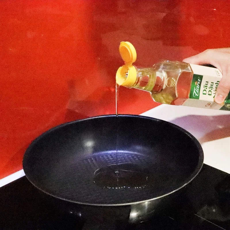 Tiara cooking oil Bulk 1L bottle