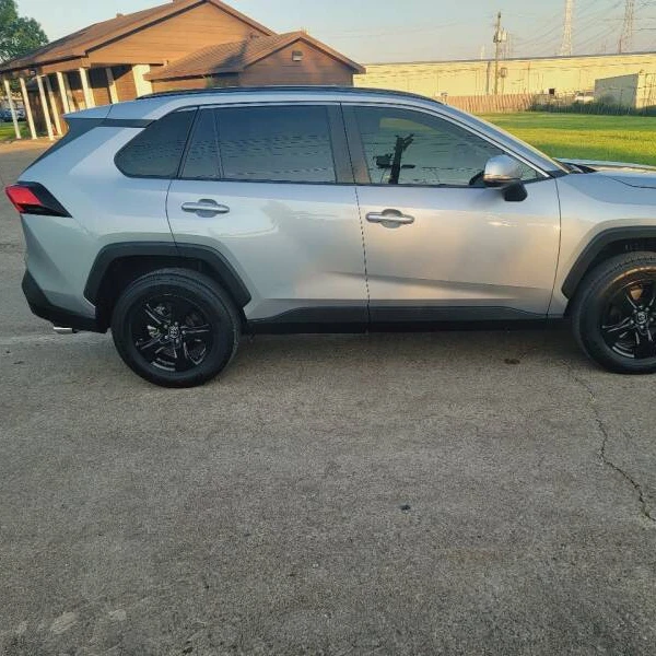 Buy 4*4 XLE 4dr SUV raf four for sale