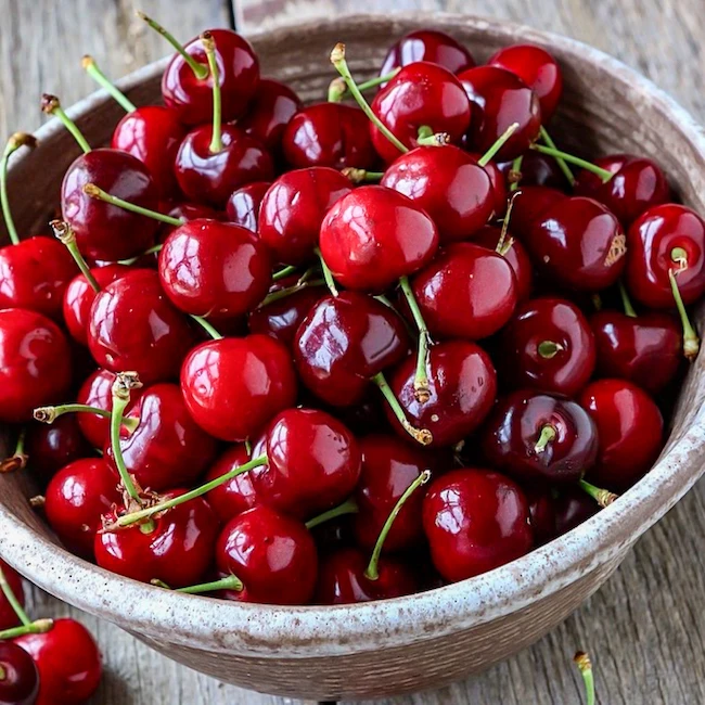 Fresh Sweet Cherries1.jpg