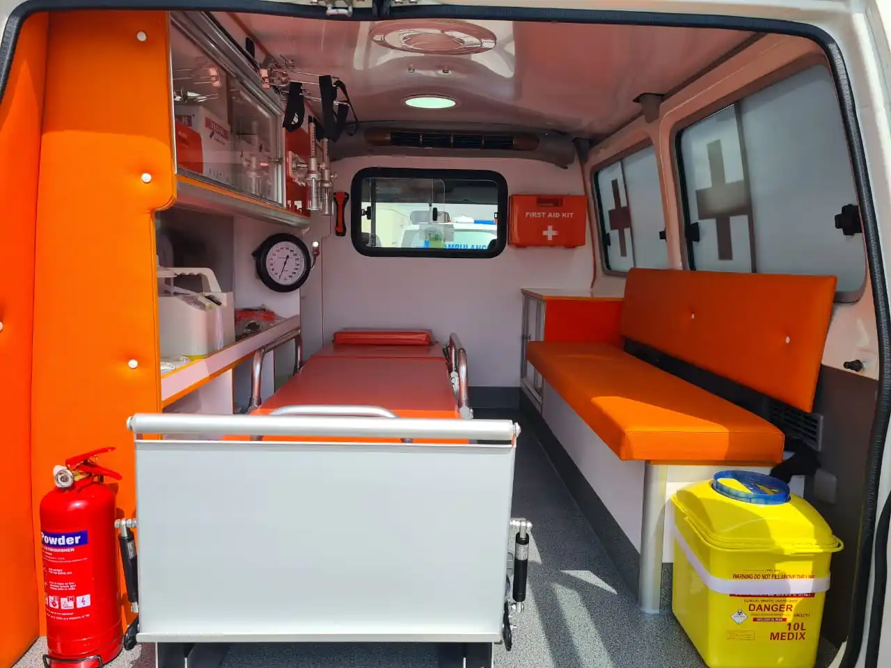 4X4 Ambulance HZJ78