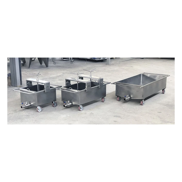 Pressing machine for production curd (cheese)