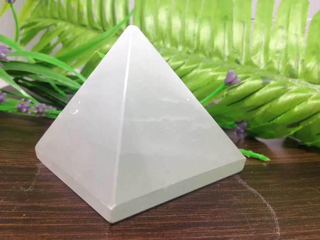 NEW SELENITE Agate PYRAMID / SELENITE STONE PYRAMID / HIGH QUALITY SELENITE AGATE PRODUCT
